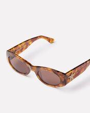 Load image into Gallery viewer, Epokhe - Suede - Tortoise Polished / Bronze
