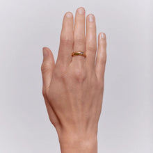 Load image into Gallery viewer, Cleopatra&#39;s Bling - Trismosin Ring with Zircon - Gold
