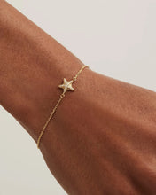 Load image into Gallery viewer, By Charlotte - By The Sea Starfish Bracelet - Gold
