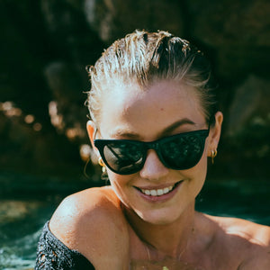 Otis x Imogen Caldwell- Phoenix - Tahitian Pearl/Smokey Blue