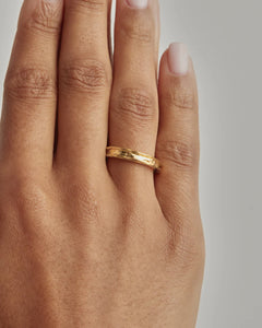 By Charlotte - Beneath The Sea Ring - Gold