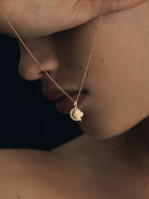 Load image into Gallery viewer, Temple Of The Sun - Babylon Small Necklace Gold
