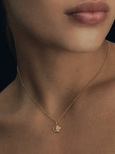 Load image into Gallery viewer, Temple Of The Sun - Babylon Small Necklace Gold
