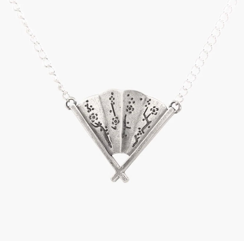 Sue The Boy - Hand Fan Necklace