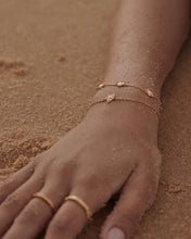 Load image into Gallery viewer, By Charlotte - Ocean Dreaming Bracelet - Gold
