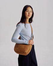 Load image into Gallery viewer, Brie Leon - Everyday Croissant Bag Large
