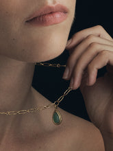 Load image into Gallery viewer, Temple Of The Sun - Elodie Necklace Gold
