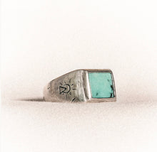 Load image into Gallery viewer, Salty Dagger - Tibetan Turquoise Dreamer

