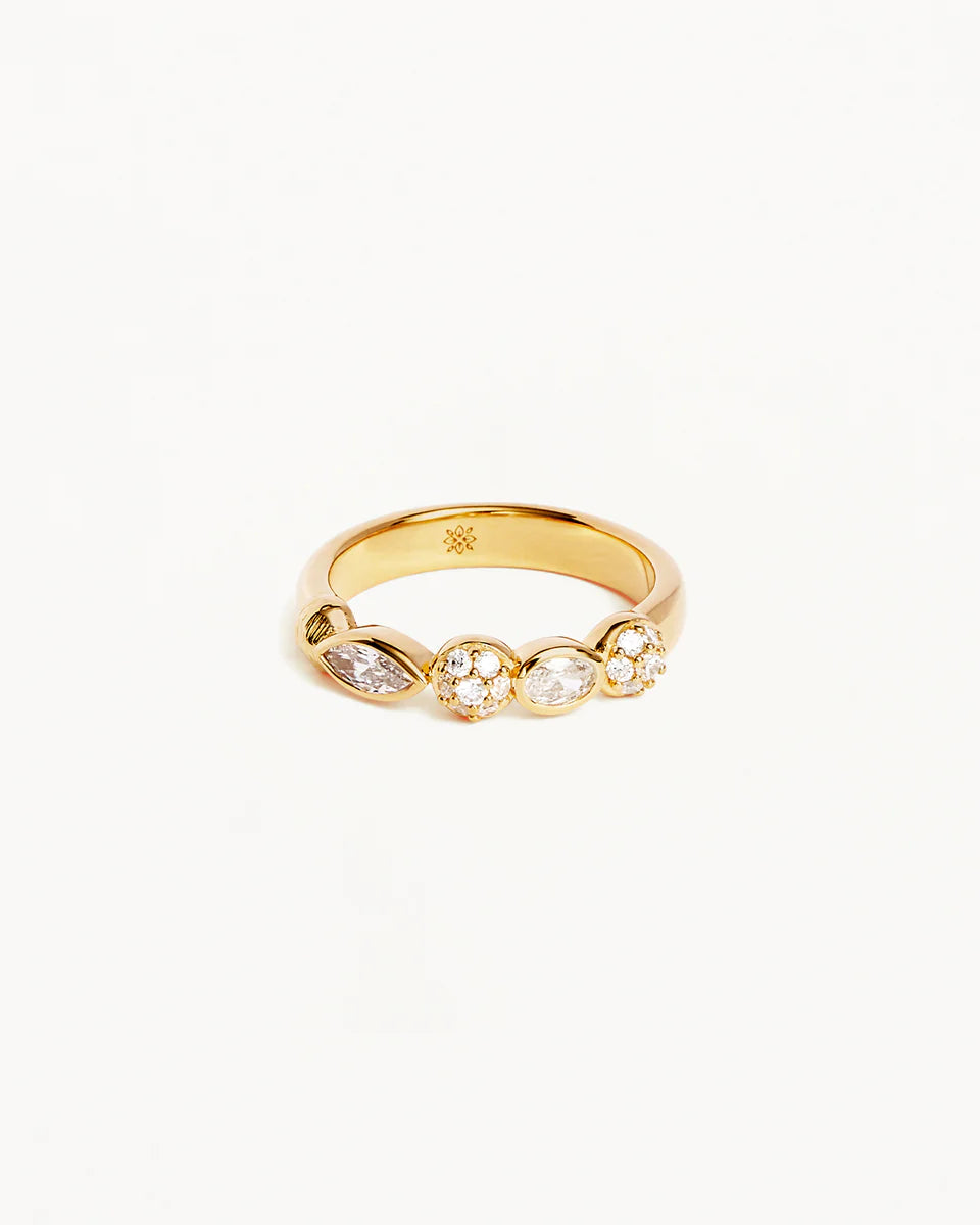 By Charlotte - Magic of Eye Crystal Ring - Gold