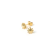 Load image into Gallery viewer, Arms Of Eve - Magnolia Studs - Gold
