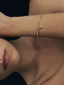 Temple Of The Sun - Pomegranate Bracelet Gold