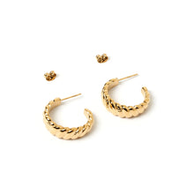 Load image into Gallery viewer, Arms Of Eve - Tilly Hoop Earrings - Gold

