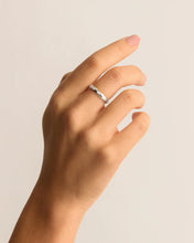 Load image into Gallery viewer, By Charlotte - Magic Of You Ring - Silver
