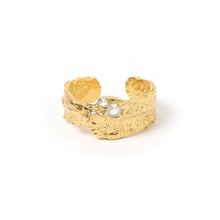 Load image into Gallery viewer, Arms Of Eve - Anya Ring - Clear Quartz/Gold
