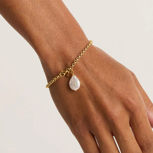 By Charlotte - Embrace Stillness Pearl Bracelet - Gold