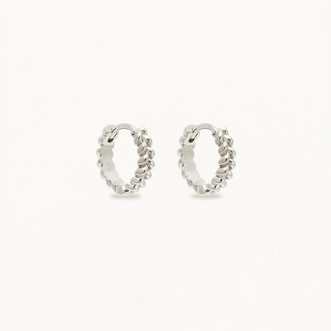 By Charlotte - Intertwined Small Hoops - Silver