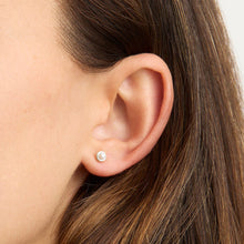 Load image into Gallery viewer, By Charlotte - Like The Sky Pearl Stud Earrings - Silver
