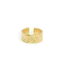Load image into Gallery viewer, Arms Of Eve - Eros Gold Textured Ring - Large
