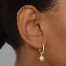 Load image into Gallery viewer, By Charlotte - Intention of Peace Pearl Hoops - Gold
