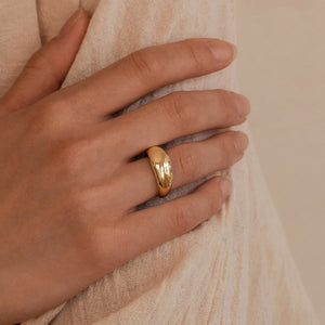 By Charlotte - Embrace The Light Ring - Gold