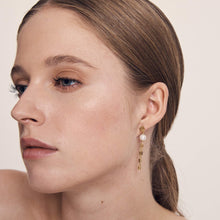 Load image into Gallery viewer, Silvia - Earrings Gold
